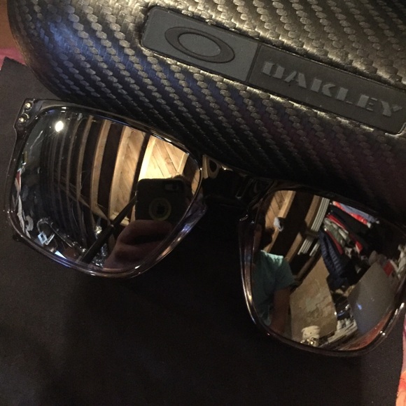 Oakley Holbrook men’s sunglasses